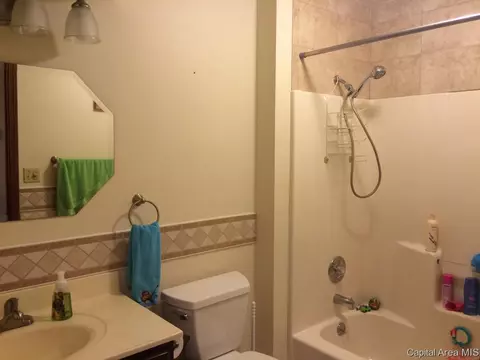 120 E Sherry Dr, Springfield, IL 62703 photo 17