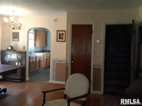 2413 S State St, Springfield, IL 62704 photo 3