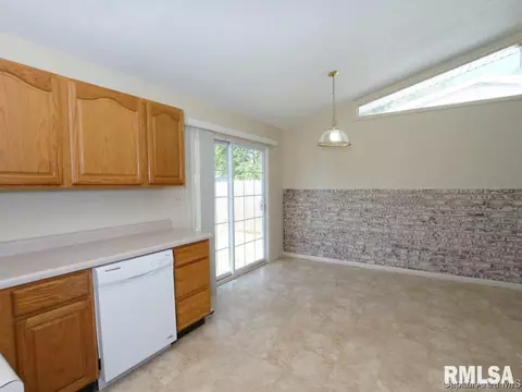 2263 Ramsey Rd, Springfield, IL 62702 photo 10