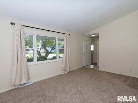 2263 Ramsey Rd, Springfield, IL 62702 photo 6