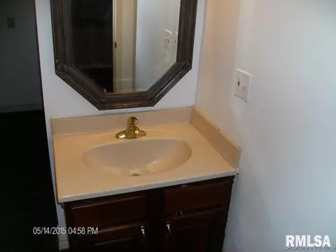 301 S State, Springfield, IL 62704 photo 2