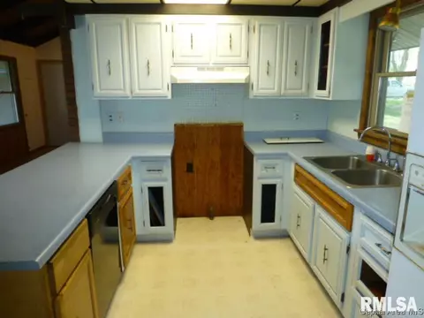 3344 Neptune Ave, Springfield, IL 62707 photo 7