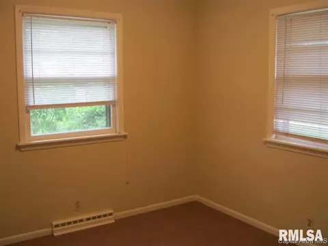 22 Stelte Ln, Springfield, IL 62702 photo 9