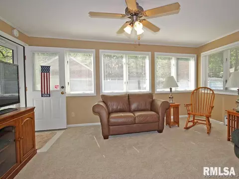 2011 S Walnut, Springfield, IL 62704 photo 3