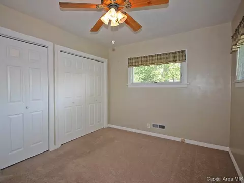 2036 Clubview Dr, Springfield, IL 62704 photo 16
