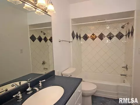 2036 Clubview Dr, Springfield, IL 62704 photo 22