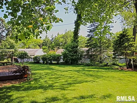 2036 Clubview Dr, Springfield, IL 62704 photo 23
