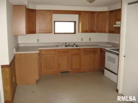 2159 S 14th St, Springfield, IL 62703 photo 3