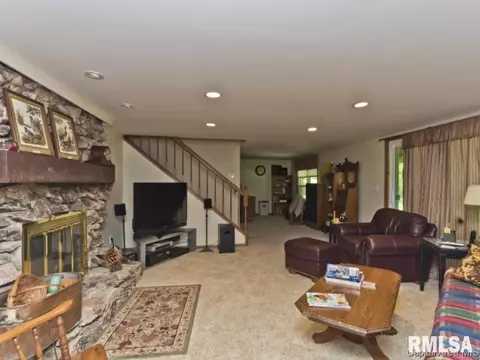 3091 Green Haven Dr, Springfield, IL 62707 photo 5