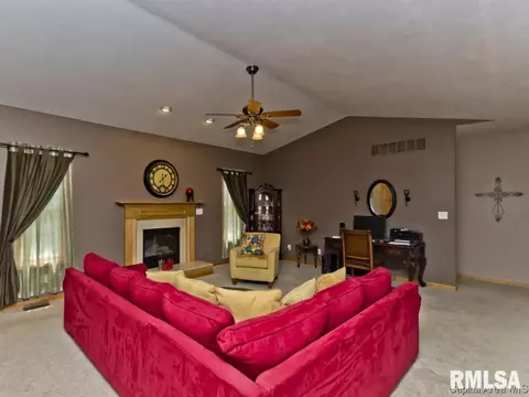 1016 Post Rd, Springfield, IL 62712 photo 11