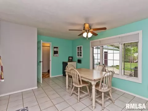 124 Greencastle Cir, Springfield, IL 62712 photo 6