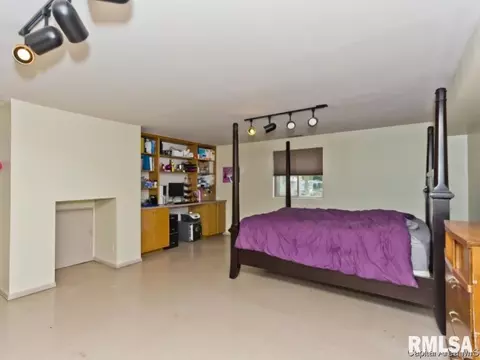 2112 Warwick, Springfield, IL 62704 photo 19