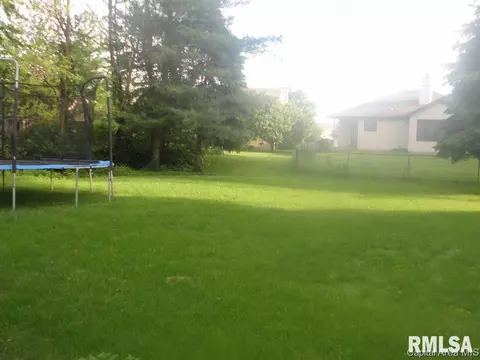 2112 Warwick, Springfield, IL 62704 photo 25