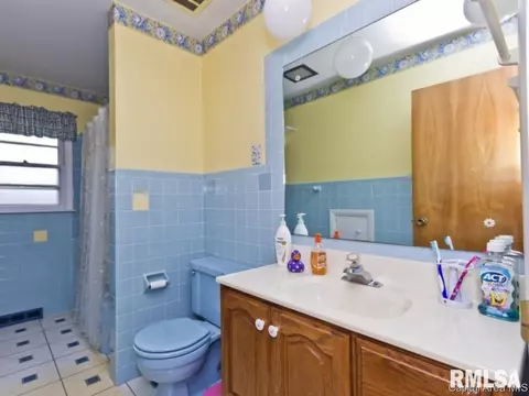 2112 Warwick, Springfield, IL 62704 photo 16