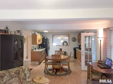 3116 S 13th St, Springfield, IL 62703 photo 11