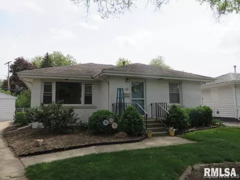 12 Midland Ct, Springfield, IL 62702 photo 1