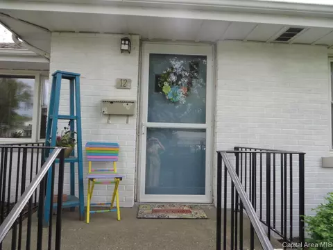 12 Midland Ct, Springfield, IL 62702 photo 2