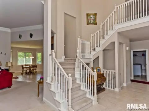 6409 Bent Tree Ct, Springfield, IL 62712 photo 2