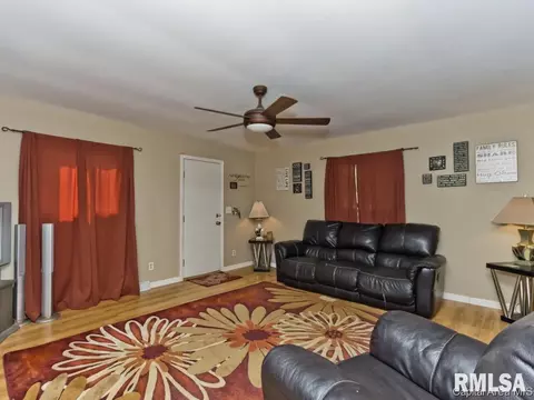 3643 Lancaster Rd, Springfield, IL 62703 photo 2