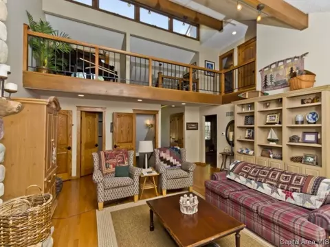 8 Settlers Ln, Springfield, IL 62707 photo 3