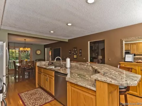 8 Settlers Ln, Springfield, IL 62707 photo 7