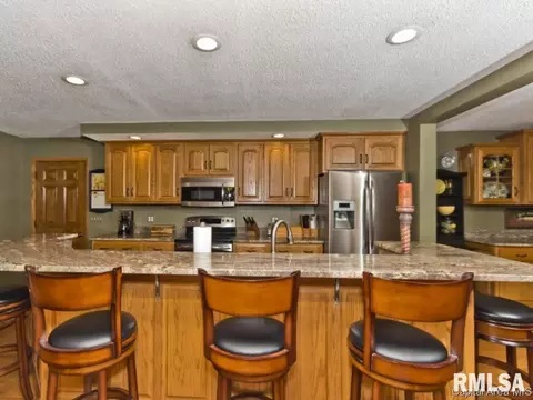 8 Settlers Ln, Springfield, IL 62707 photo 9