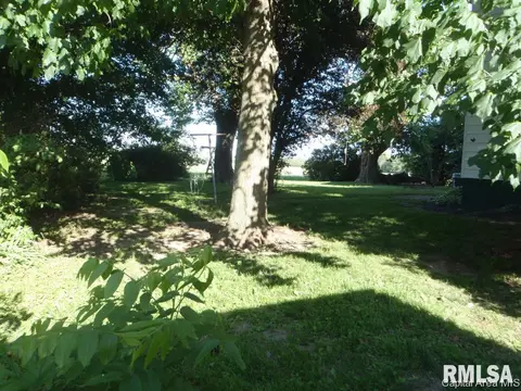 20757 Claypool St, Greenview, IL 62642 photo 36