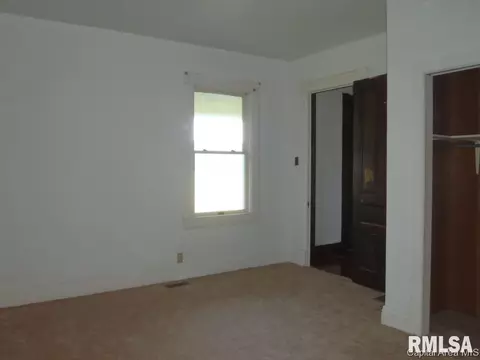 20757 Claypool St, Greenview, IL 62642 photo 18