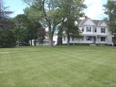 20757 Claypool St, Greenview, IL 62642 photo 3