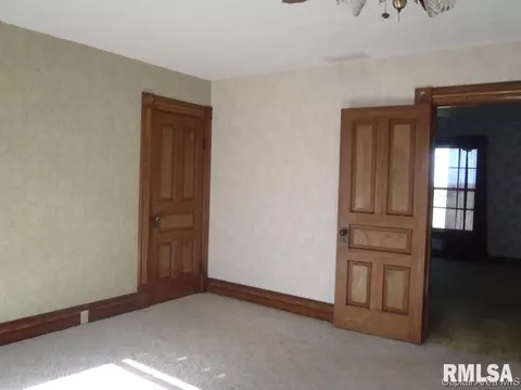 20757 Claypool St, Greenview, IL 62642 photo 29