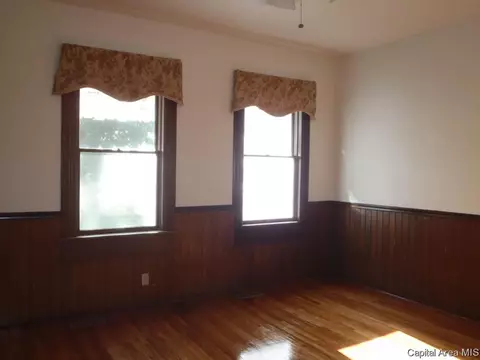 20757 Claypool St, Greenview, IL 62642 photo 14
