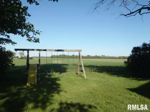 20757 Claypool St, Greenview, IL 62642 photo 34