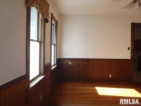 20757 Claypool St, Greenview, IL 62642 photo 13