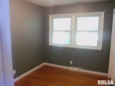 2005 N 24th St, Springfield, IL 62702 photo 9