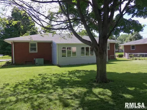 2005 N 24th St, Springfield, IL 62702 photo 5