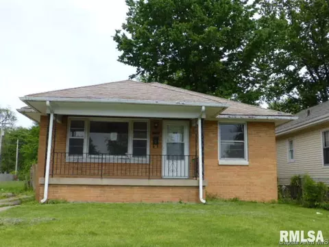 1816 S 11th St, Springfield, IL 62703 photo 1