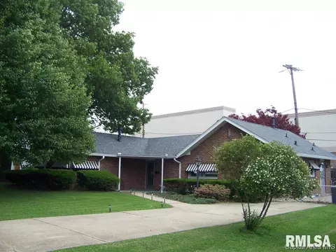 2952 S 5th, Springfield, IL 62703 photo 2
