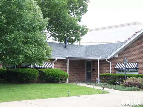 2952 S 5th, Springfield, IL 62703 photo 4
