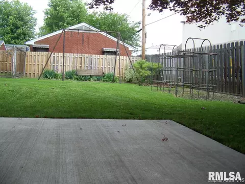 2952 S 5th, Springfield, IL 62703 photo 23