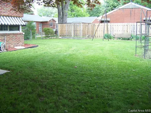 2952 S 5th, Springfield, IL 62703 photo 26