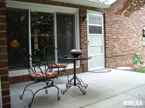 2952 S 5th, Springfield, IL 62703 photo 27