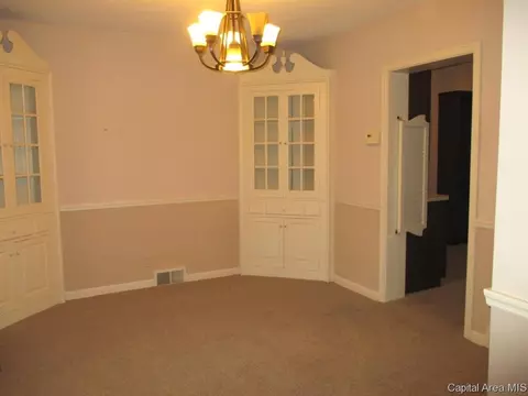 1624 W Lawrence Ave, Springfield, IL 62704 photo 6