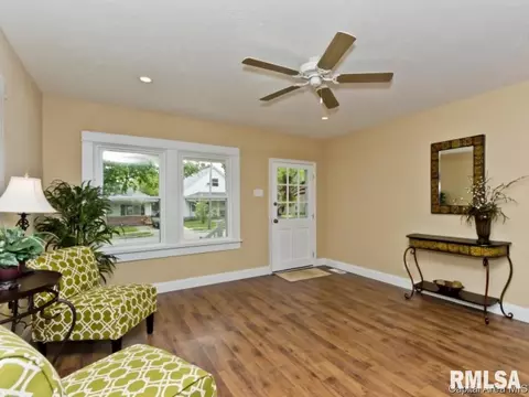 1637 W Monroe St, Springfield, IL 62704 photo 10