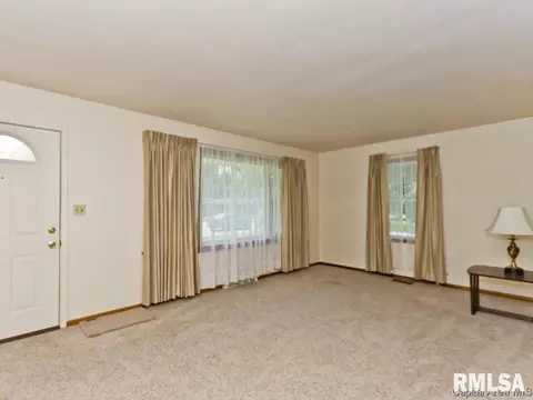 3355 Stanton St, Springfield, IL 62703 photo 9