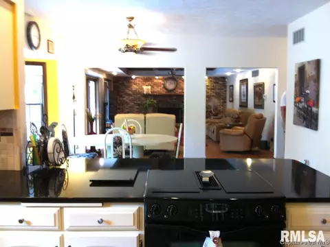 5 Red Bud, Springfield, IL 62712 photo 14