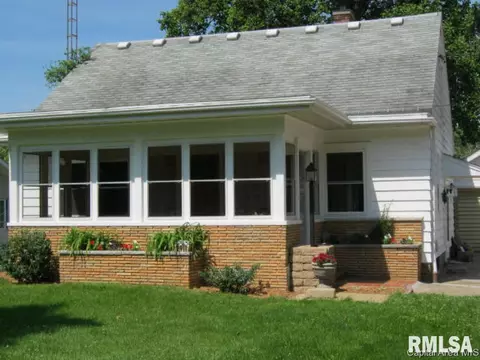 2911 W Street St, Springfield, IL 62707 photo 1