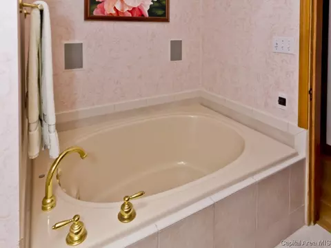 1045 N Walnut, Springfield, IL 62702 photo 18
