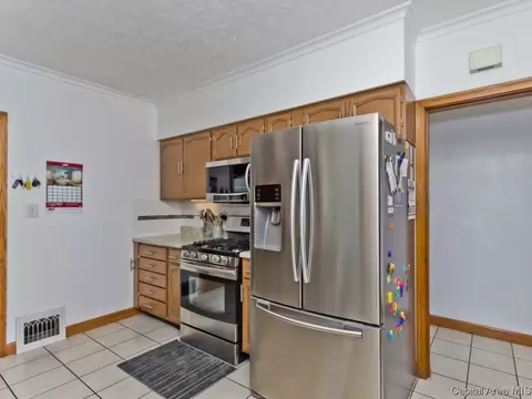 1045 N Walnut, Springfield, IL 62702 photo 9