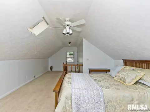 1045 N Walnut, Springfield, IL 62702 photo 15