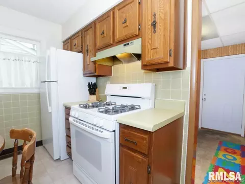 3315 E Carpenter St, Springfield, IL 62702 photo 11